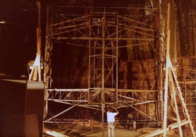 behindnightmareonelmstreet_026