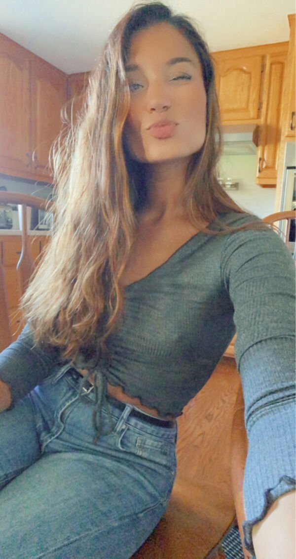 braless59_054
