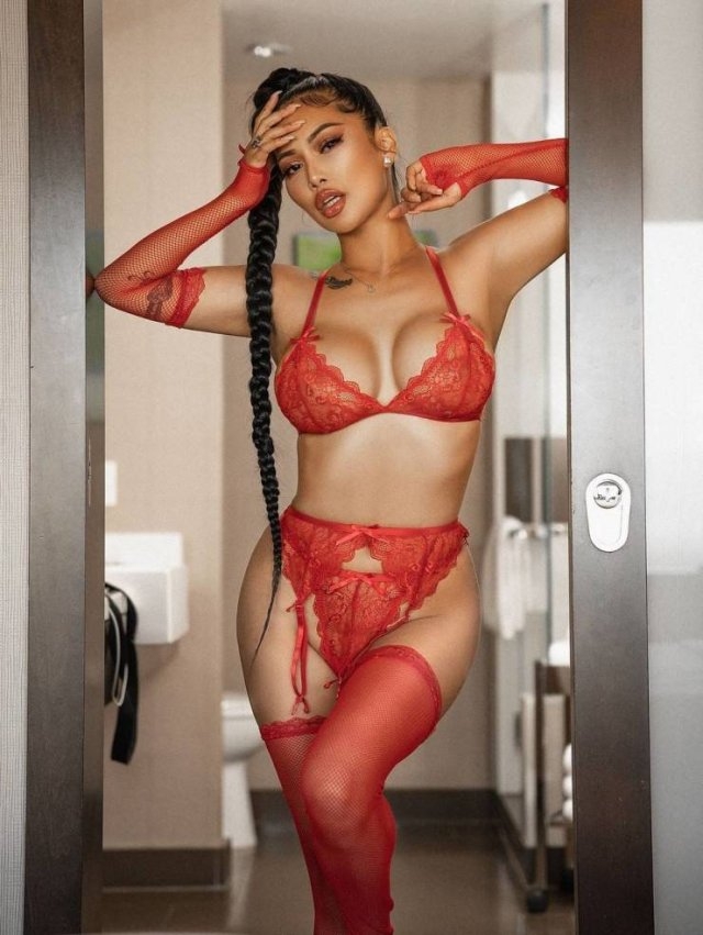 girlslingerie61_046
