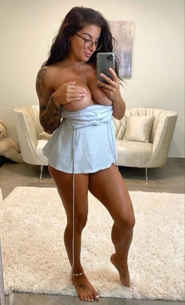 girlswithglasses16_007