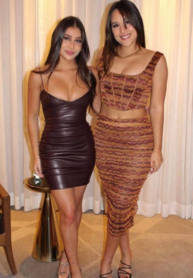 tightdresses28_055