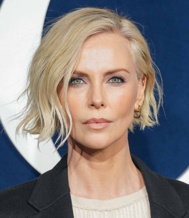 aichoosesbeautifulcelebrities_016