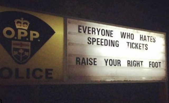 funnysigns13_025