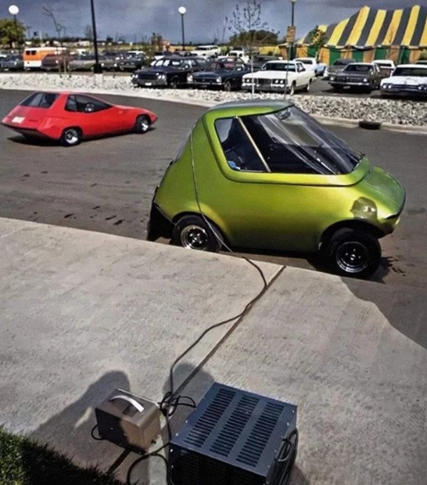 strangecars51_002