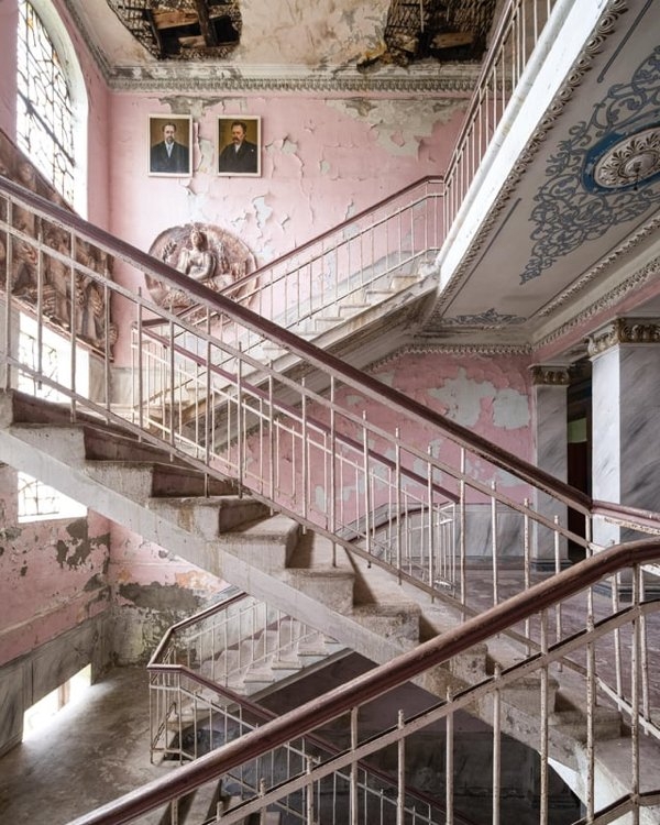 abandonedplaces20_001