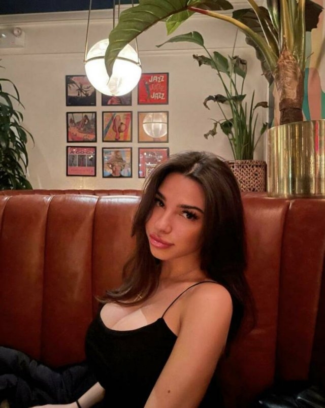 busty136_039