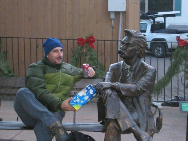 funwithstatues_006
