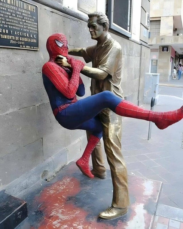 funwithstatues_008