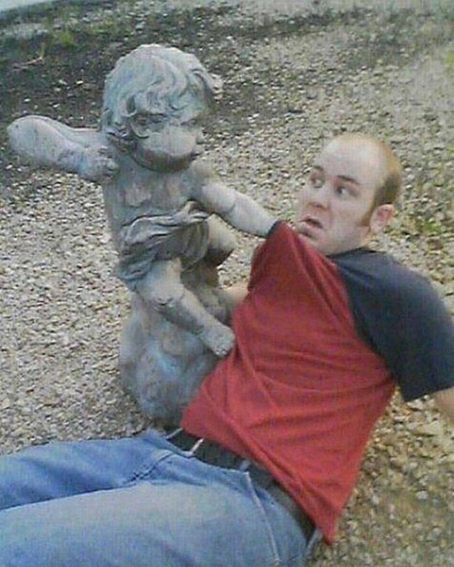 funwithstatues_016