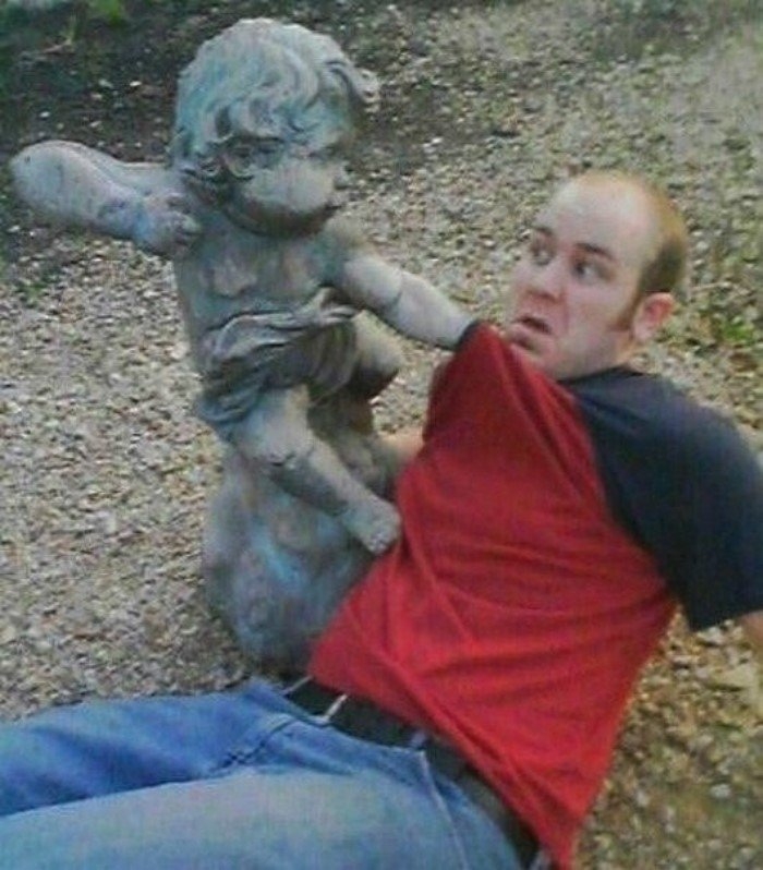 funwithstatues_024