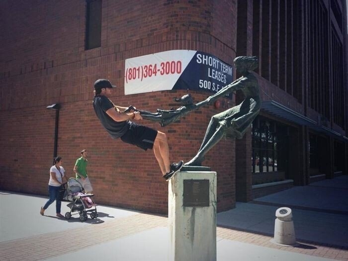 funwithstatues_025
