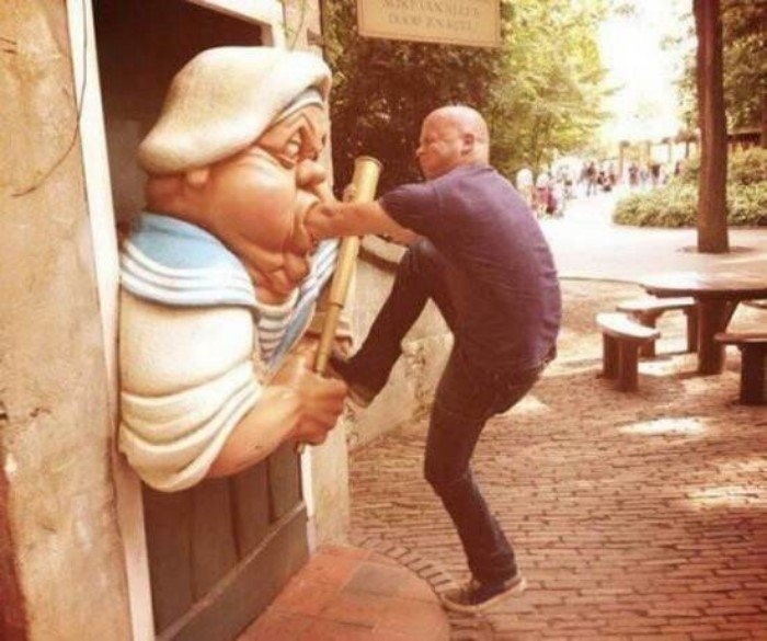 funwithstatues_032