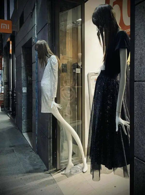 strangemannequins3_006