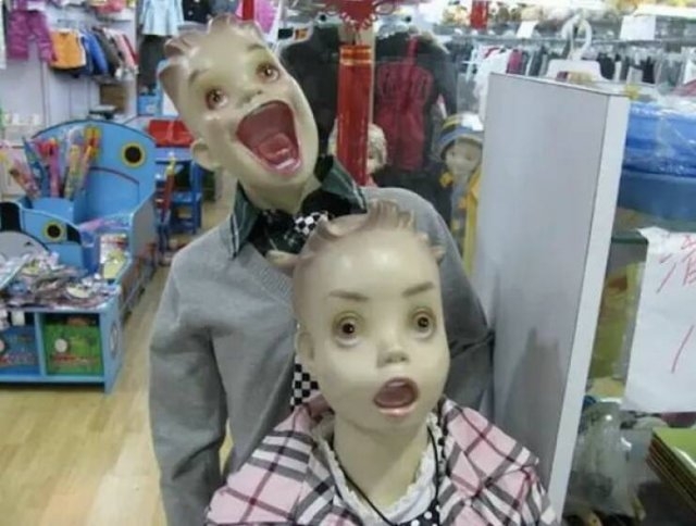 strangemannequins3_012