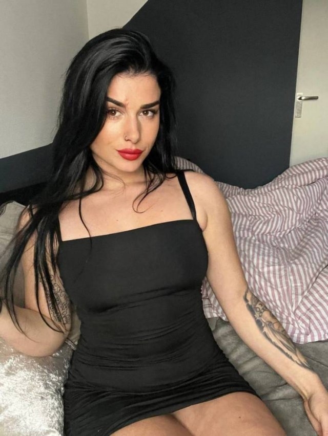 tightdresses33_062