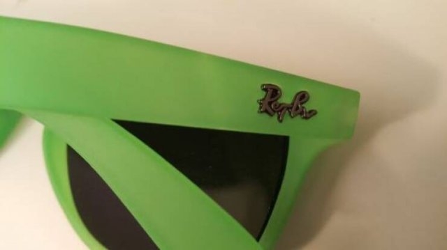 fakes12_038