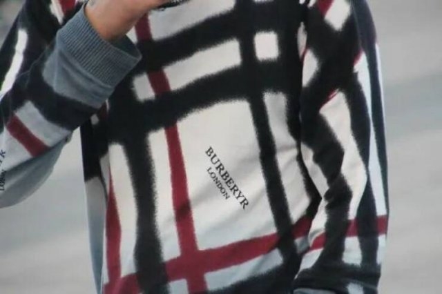 fakes12_040