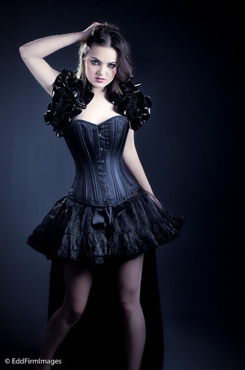 girlsincorsets18_016