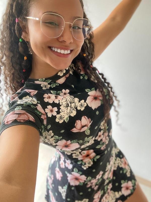 girlswithglasses22_022