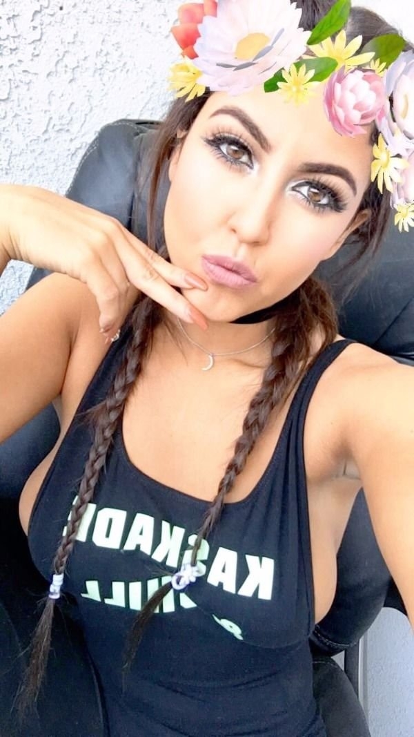 sideboob43_002