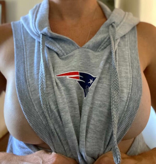 sideboob43_011