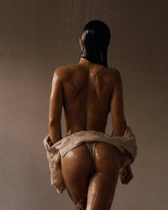 booty103_047