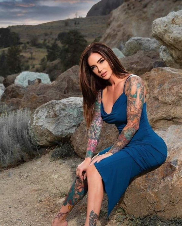 brunettes14_014