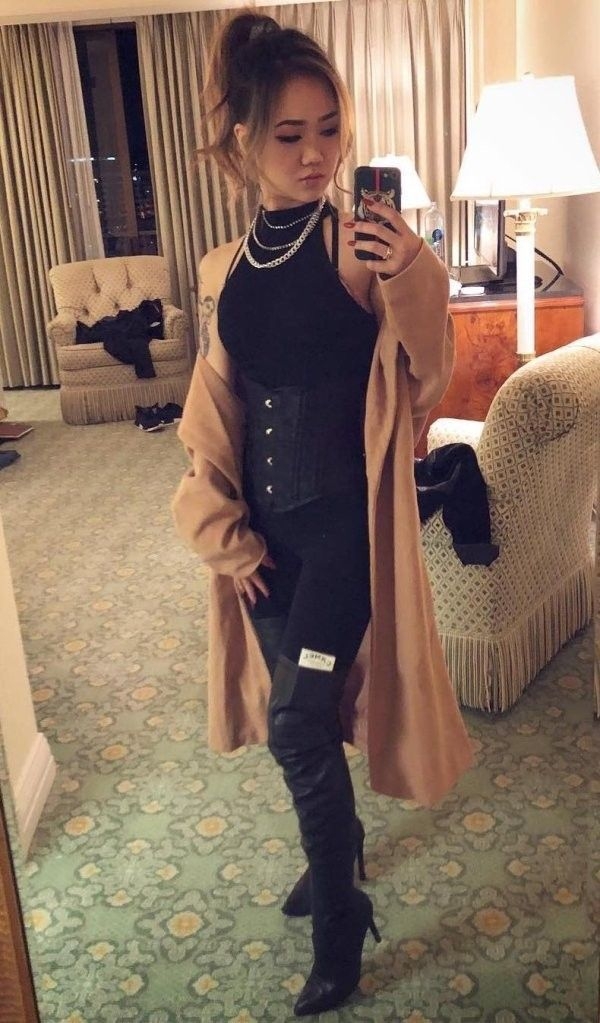 girlsincorsets19_013