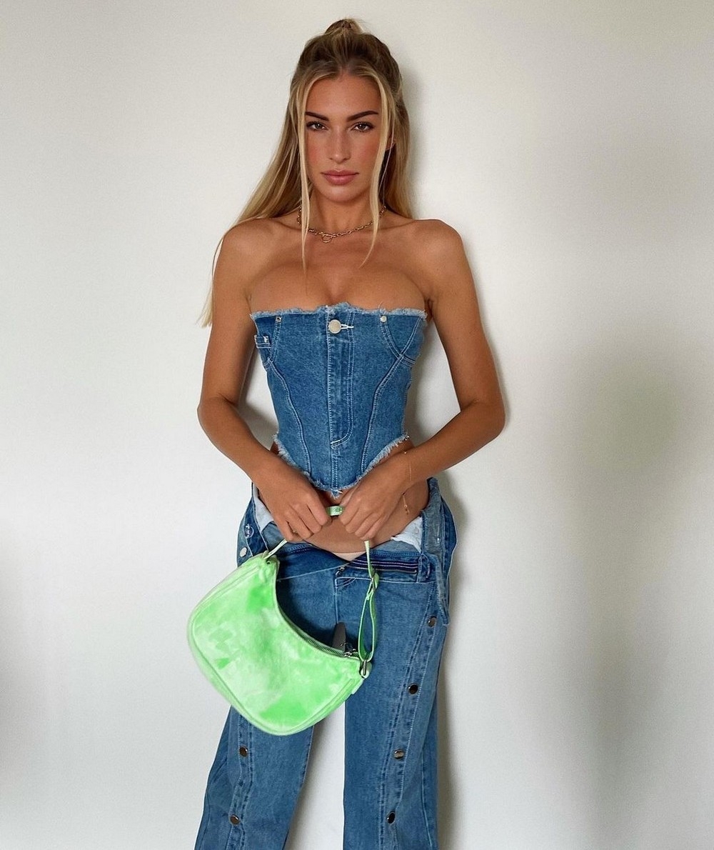 girlsincorsets20_027