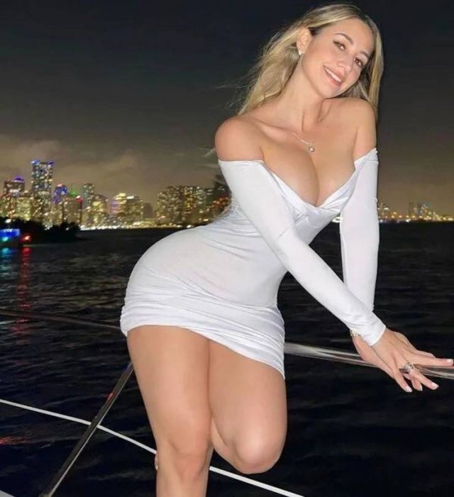 tightdresses39_061