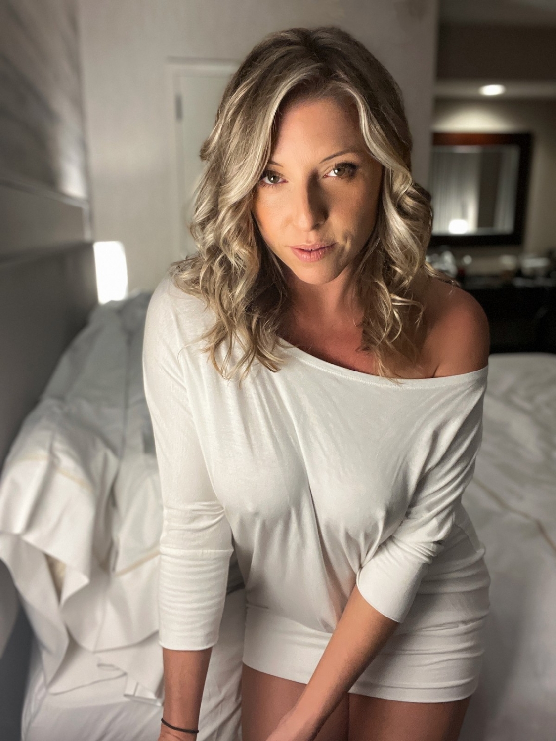 braless72_067