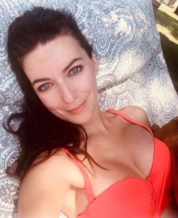 brunettes15_009