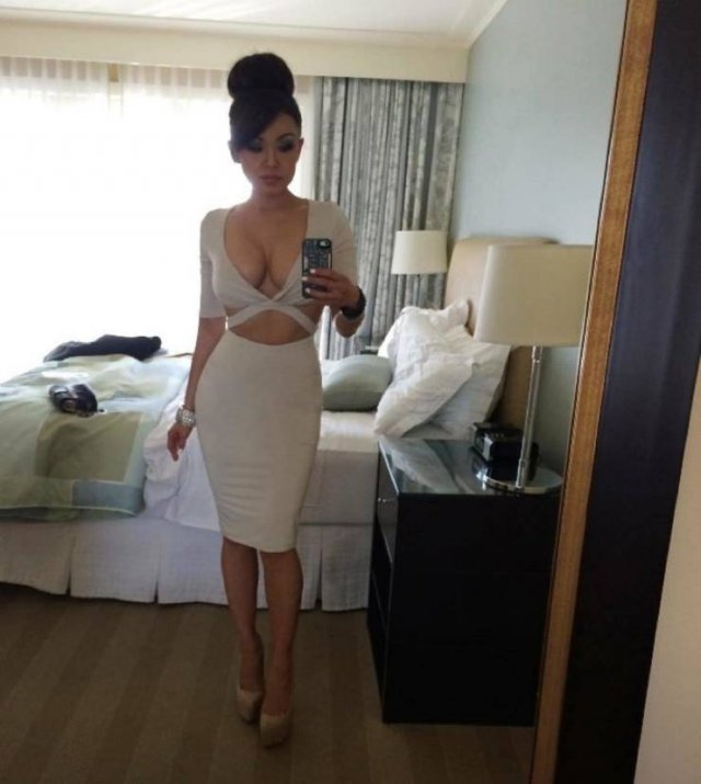 tightdresses45_062