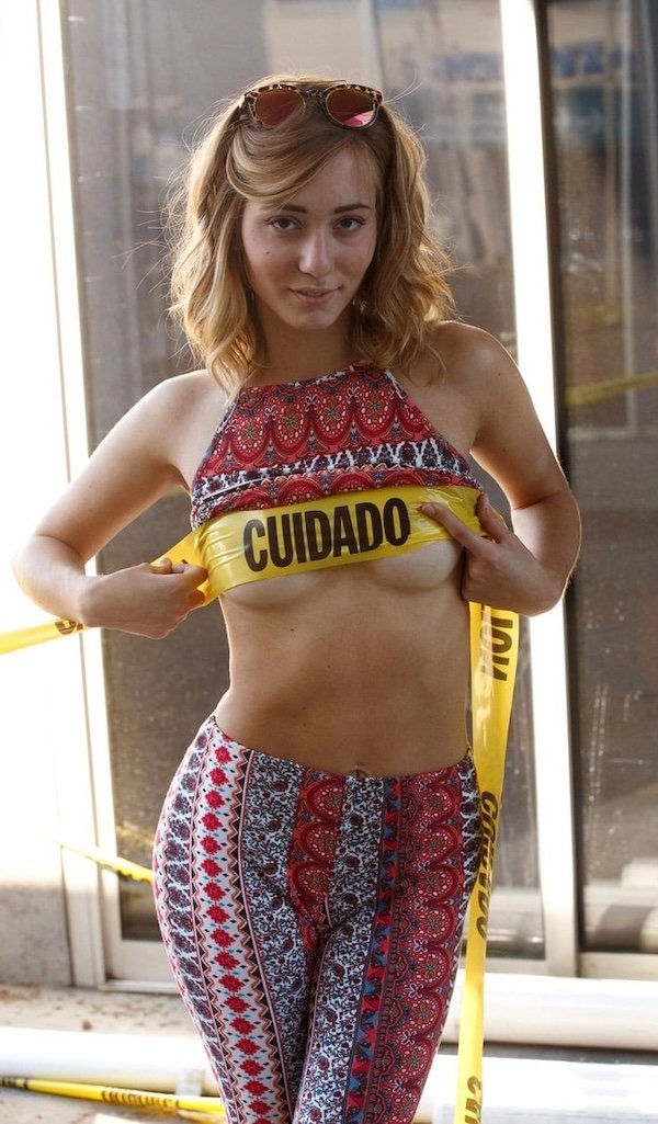 braless76_065