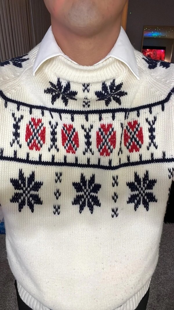 christmassweaters4_033