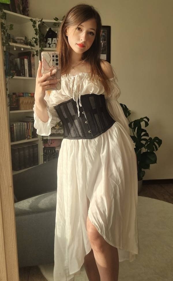 girlsincorsets21_008