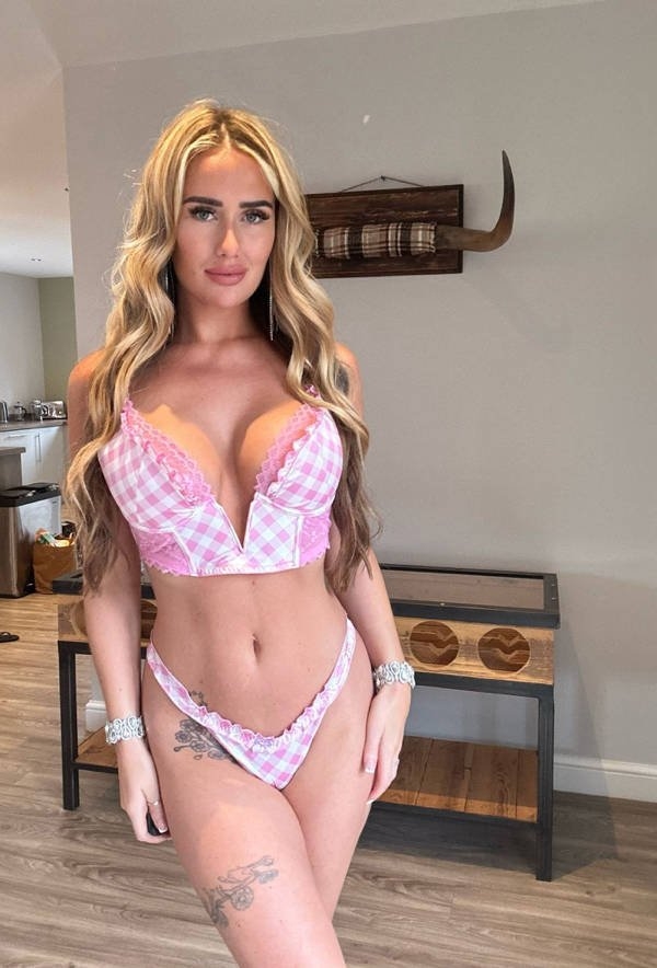 girlslingerie97_024