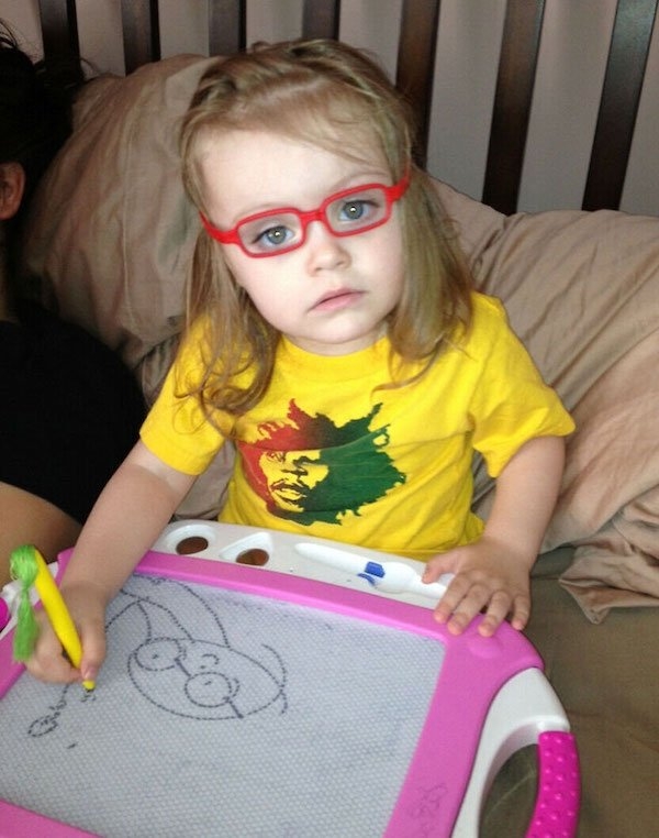 girlswithglasses25_037