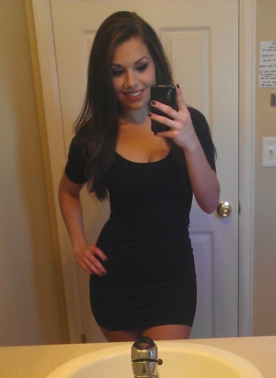 tightdresses48_019