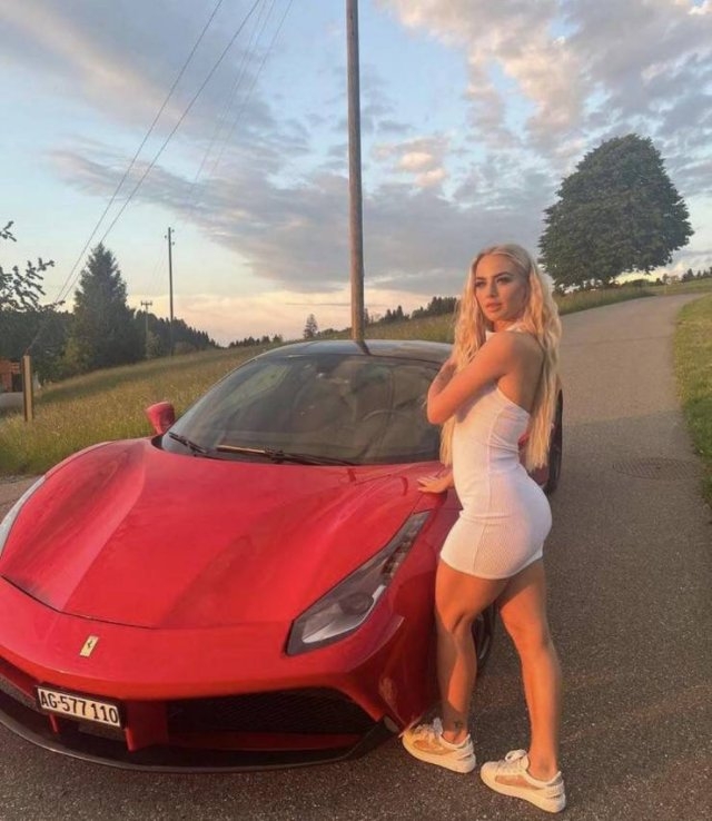 tightdresses49_039
