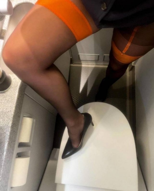 flightattendants18_010
