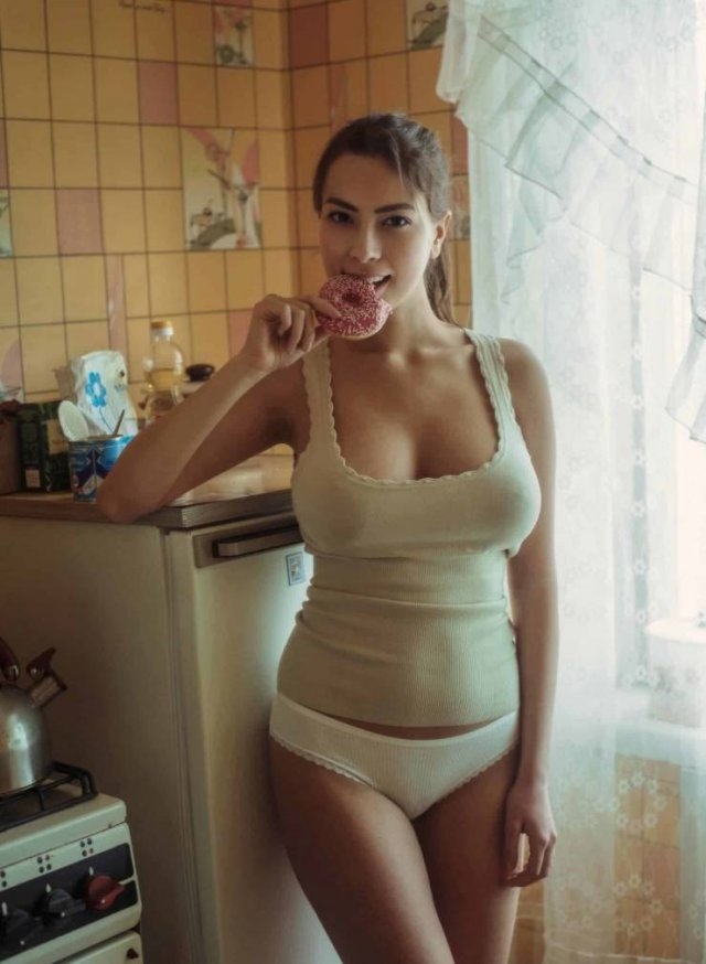 braless83_017