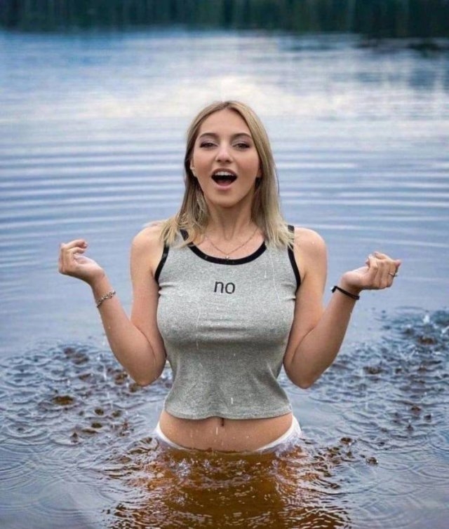 braless83_019