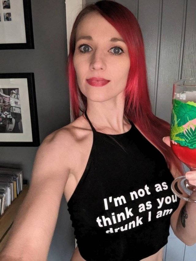 braless83_064