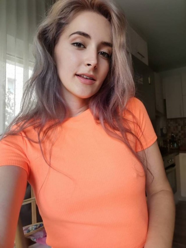 braless83_070