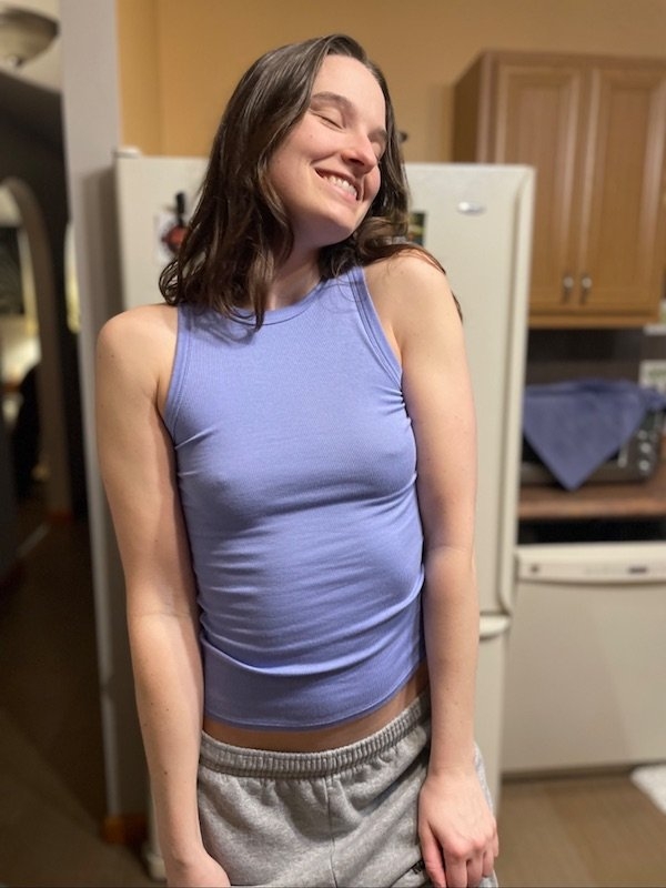 braless85_014