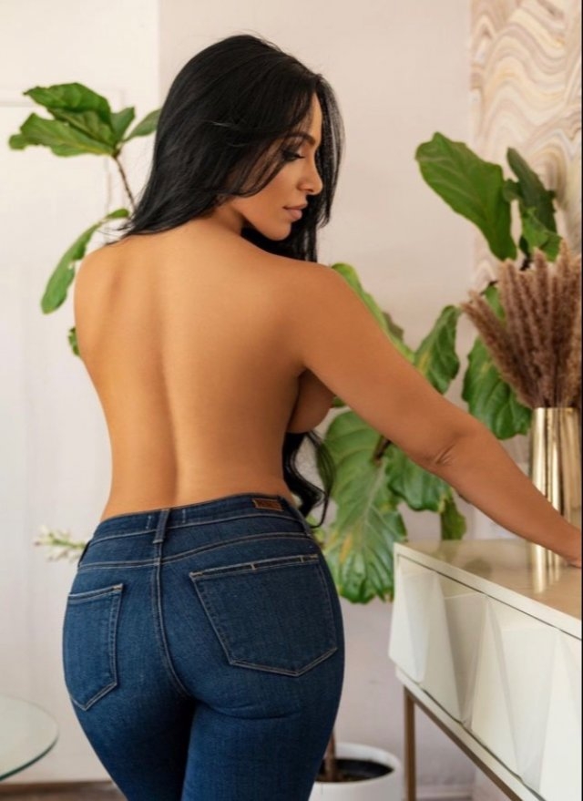 booty120_048
