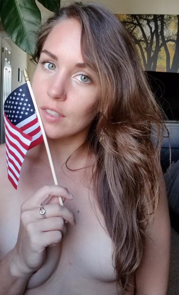 braless89_010
