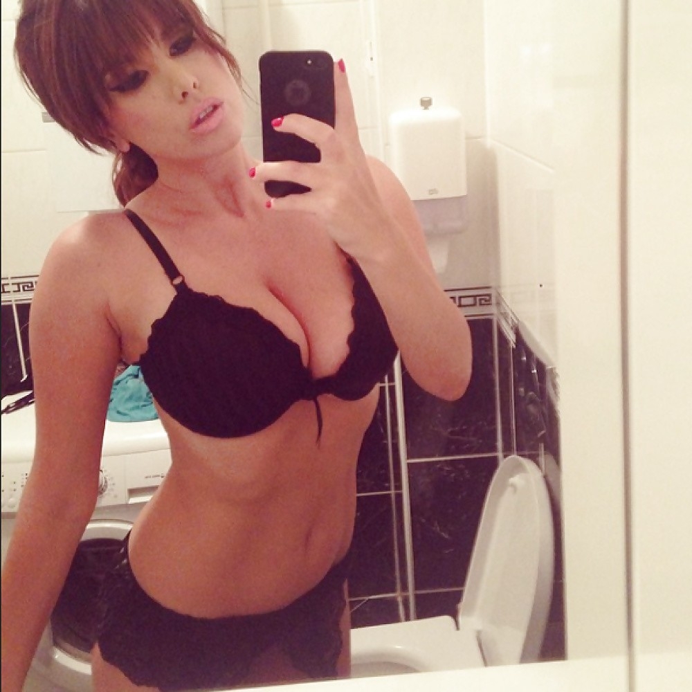 girlslingerie110_051