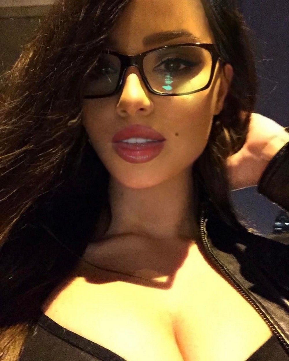 girlswithglasses29_005